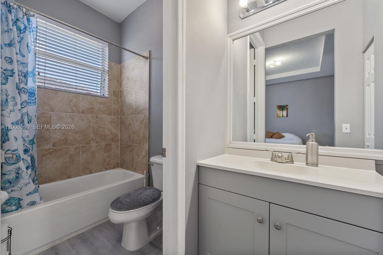 MARBELLA BAY - Residential