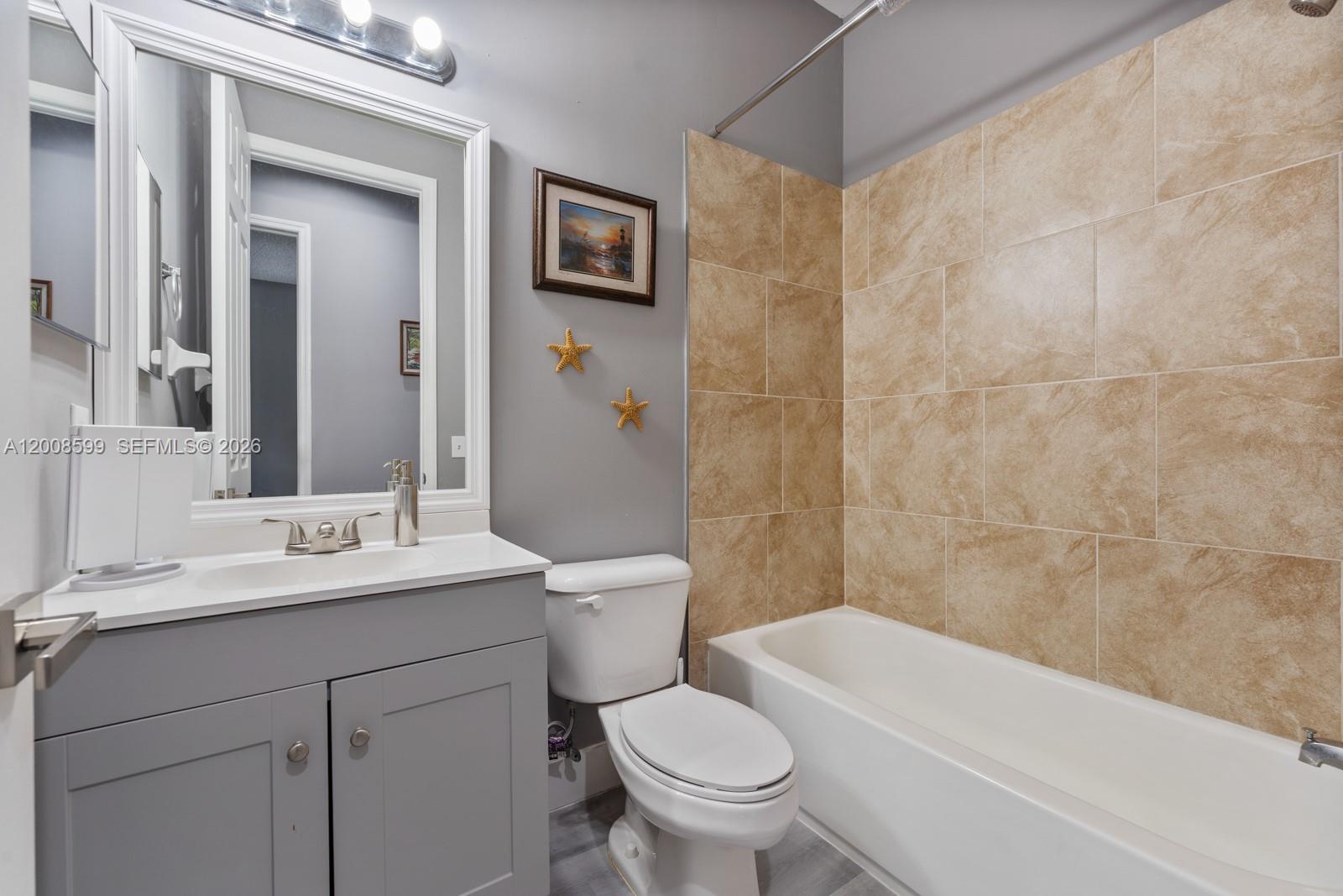 MARBELLA BAY - Residential