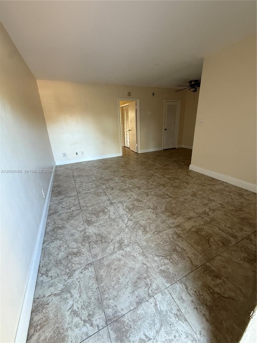 1211 NE 23rd Ave 2