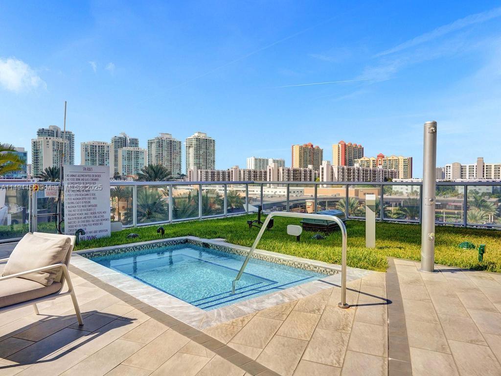 JADE OCEAN CONDO - Residential