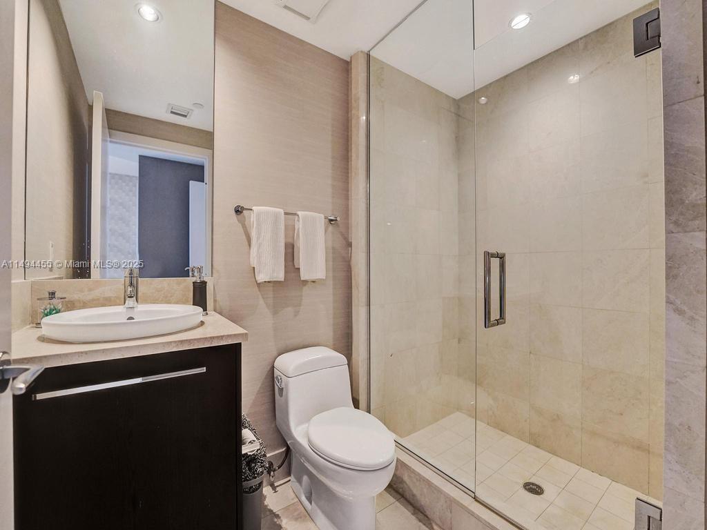 JADE OCEAN CONDO - Residential