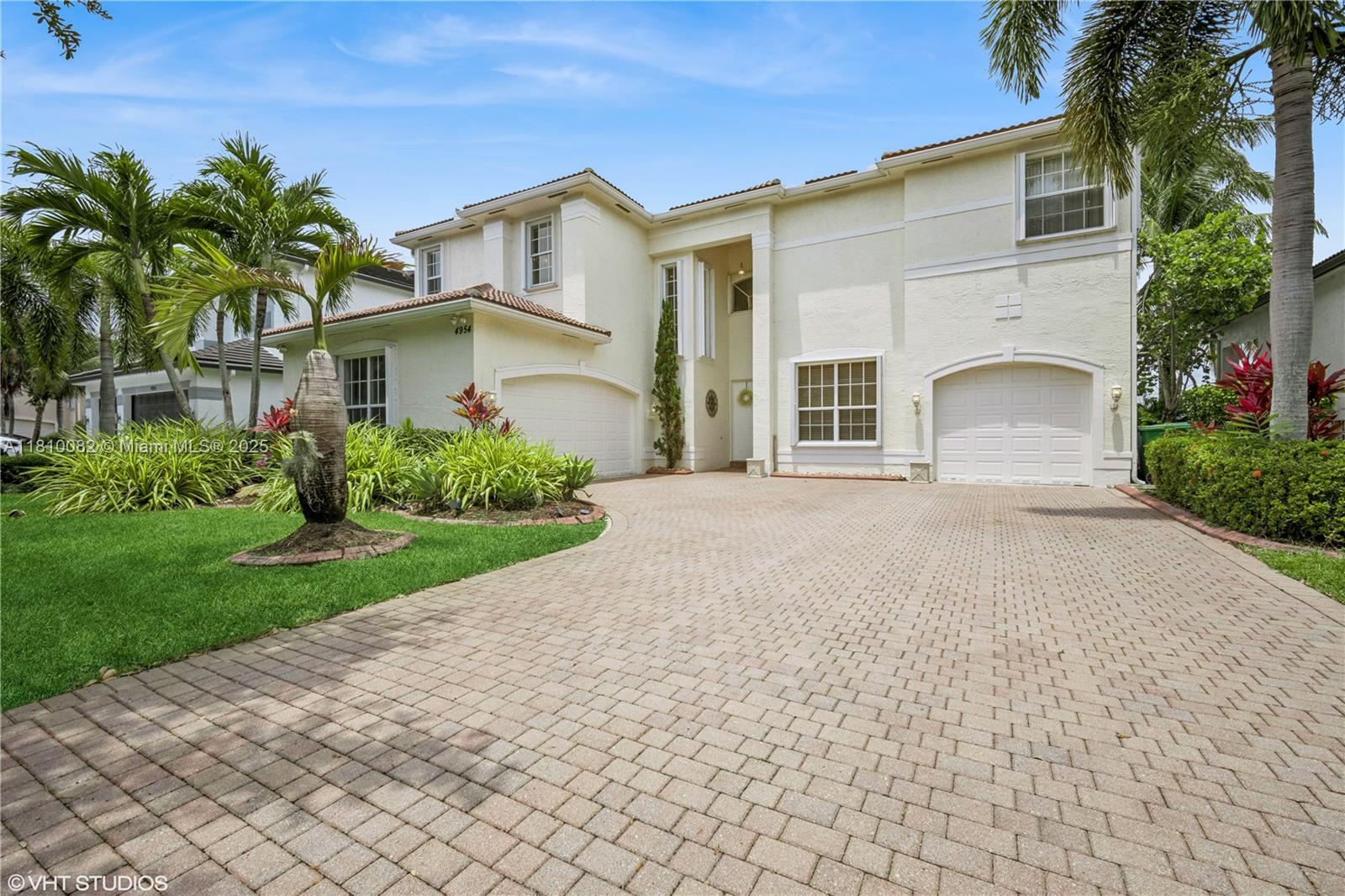 Address Not Disclosed, Miramar, Broward County, Florida - 4 Bedrooms  
4 Bathrooms - 