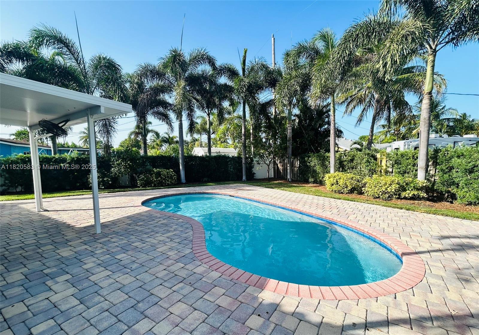 CORAL MANOR THIRD ADD - Residential Lease