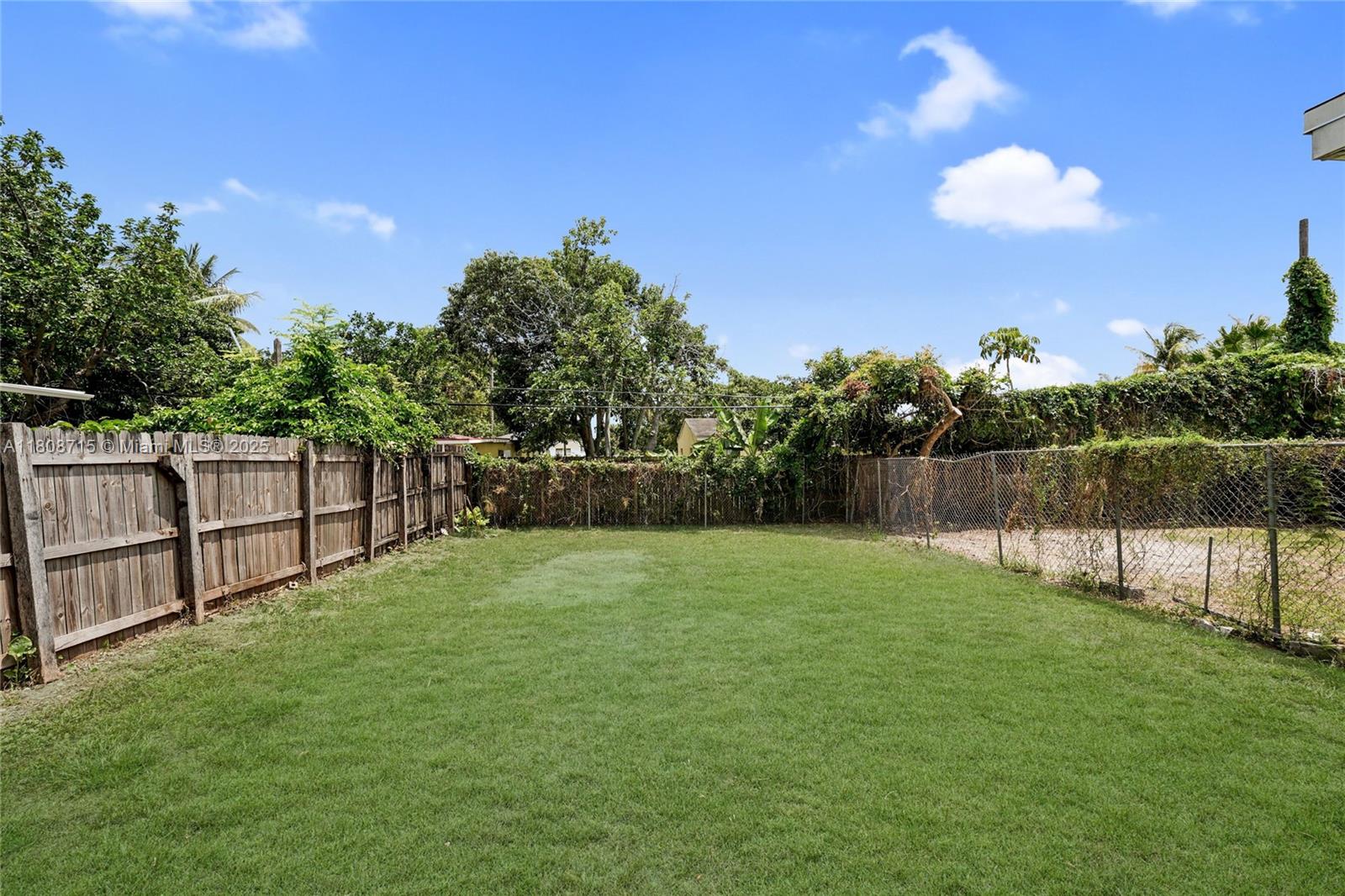BISCAYNE GARDENS SEC F PA - Residential