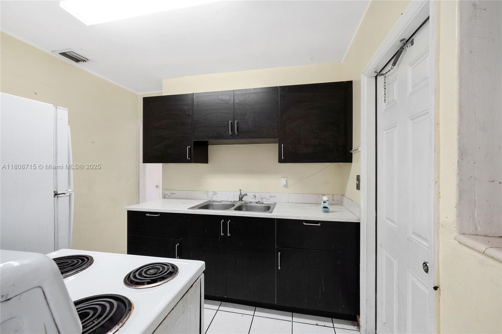 BISCAYNE GARDENS SEC F PA - Residential