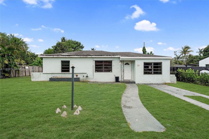 Investor's Dream! Discover this 3-bedroom, 1-bath single-family home situated on a spacious 7,500 sq ft lot—no HOA! With a large front yard and expansive backyard, this property offers endless possibilities for expansion, outdoor living. Whether you're looking to renovate, rent, or build, this home is full of potential and perfect for savvy investors or first-time buyers ready to make it their own. Don’t miss this opportunity!