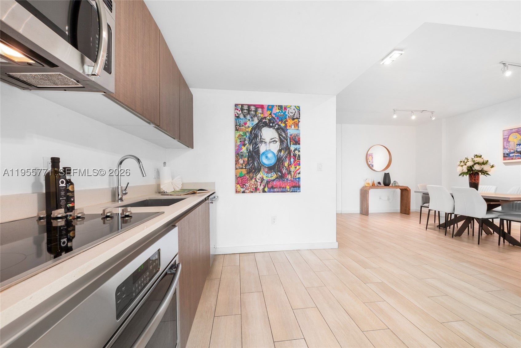 1600 SW 1st Ave 707