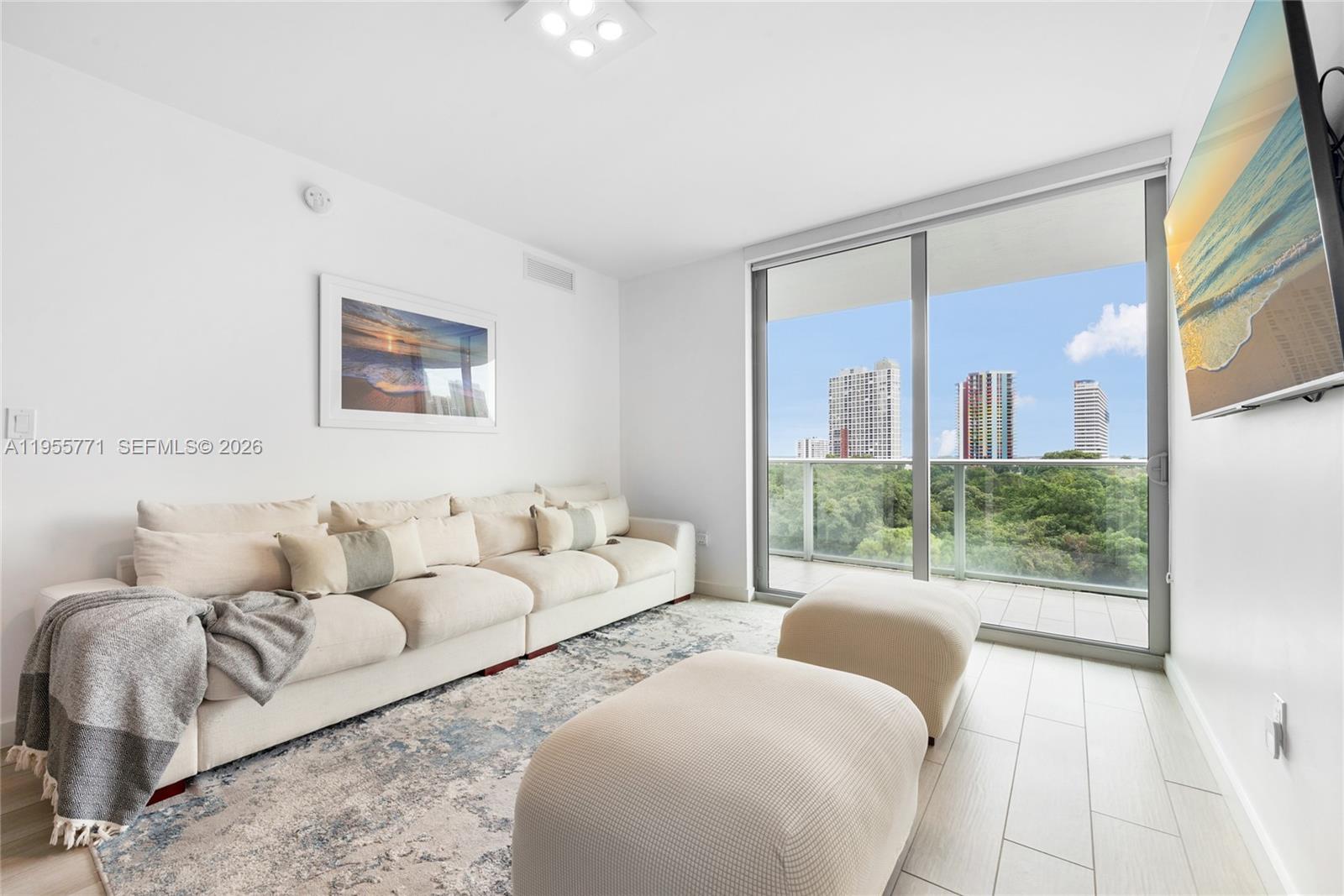 LE PARC AT BRICKELL CONDO - Residential
