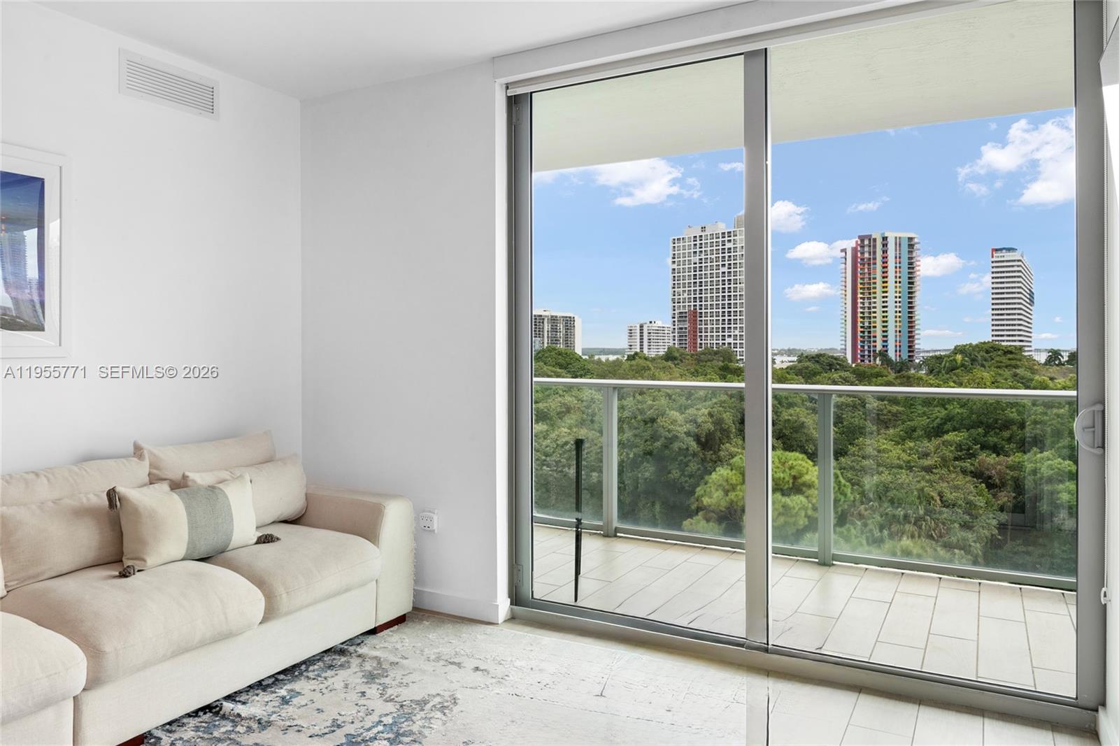 LE PARC AT BRICKELL CONDO - Residential