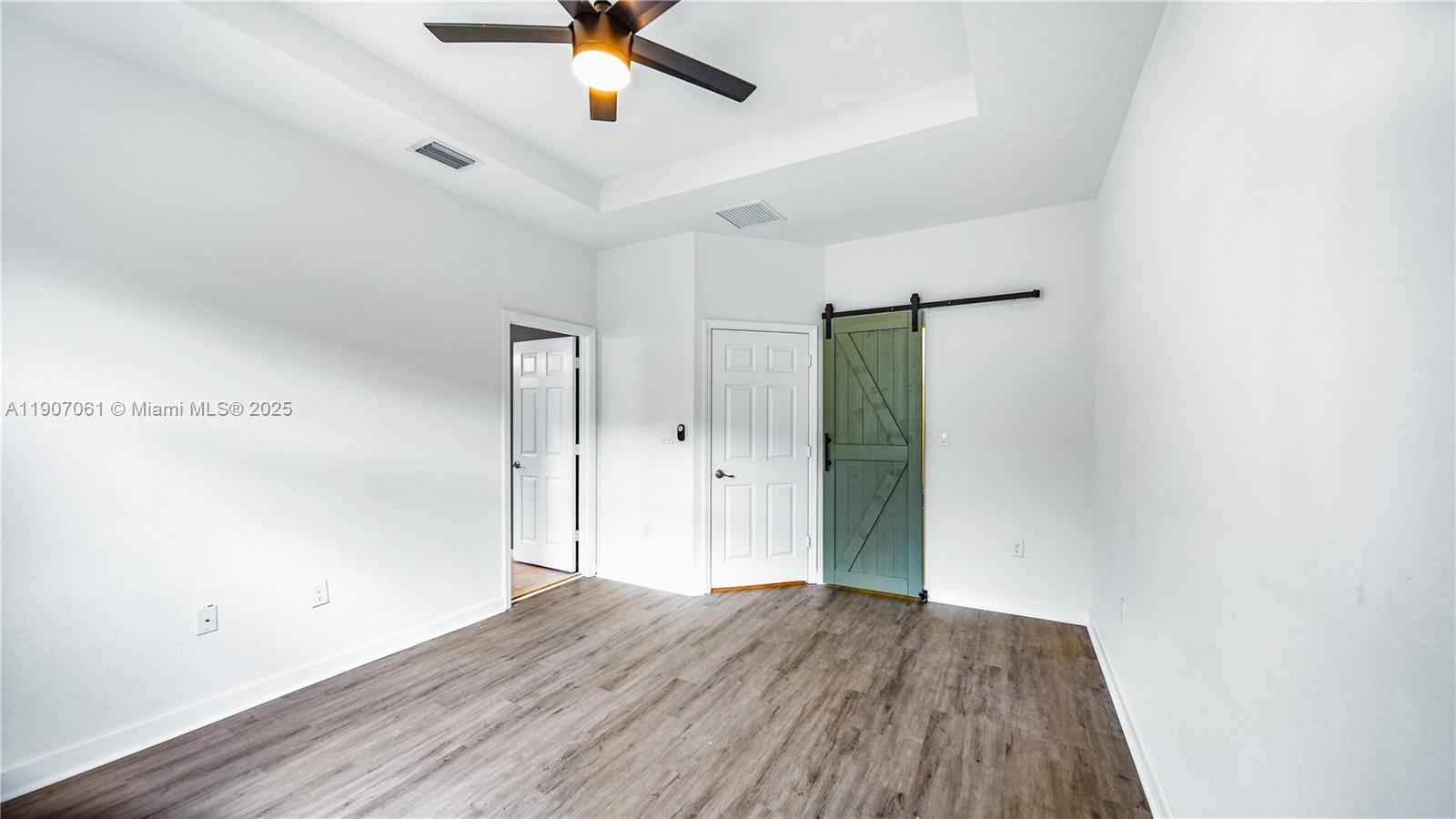 BAYWINDS OF DOMINICA AND - Residential Lease