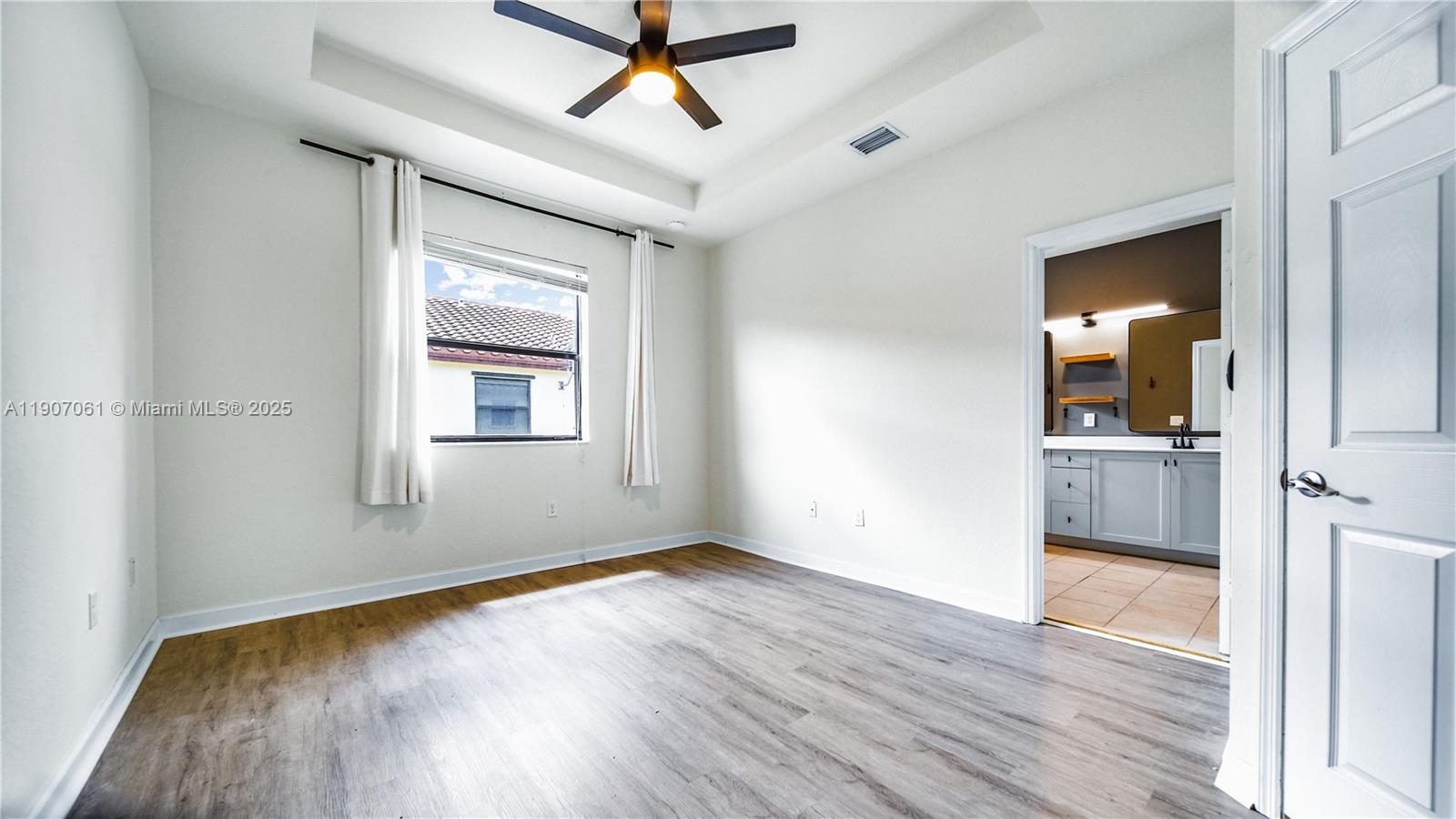 BAYWINDS OF DOMINICA AND - Residential Lease