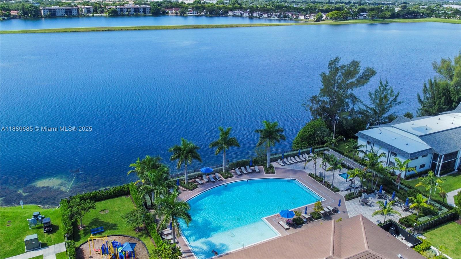 VIA VENTURA NEIGHBORHOOD - Residential Lease