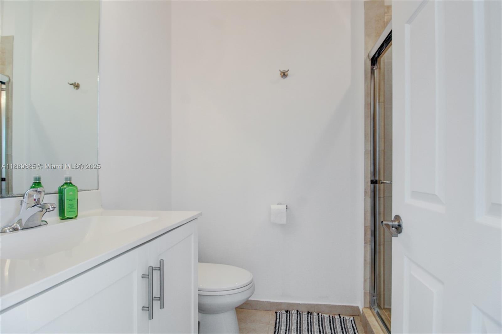 VIA VENTURA NEIGHBORHOOD - Residential Lease