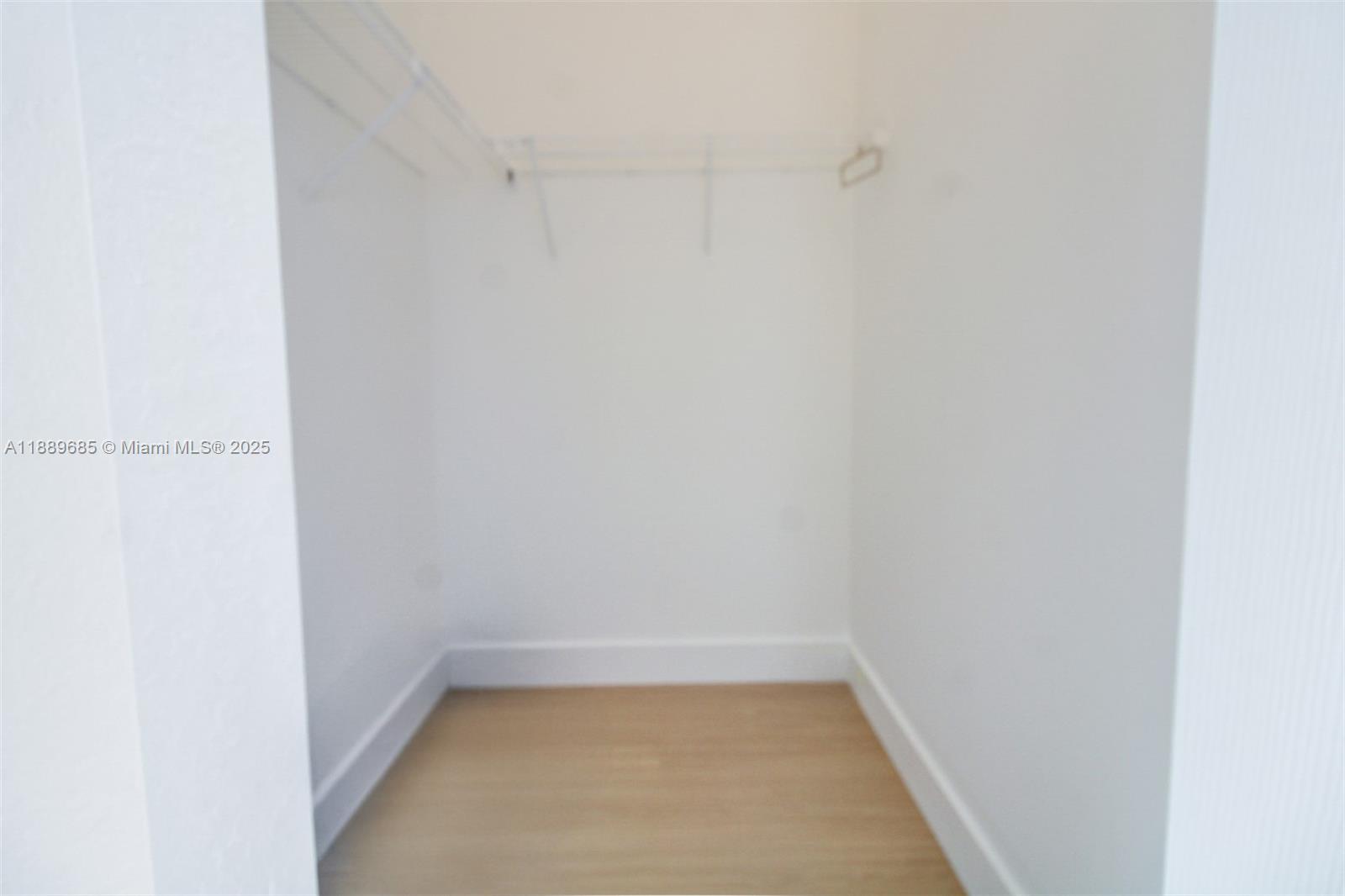 VIA VENTURA NEIGHBORHOOD - Residential Lease