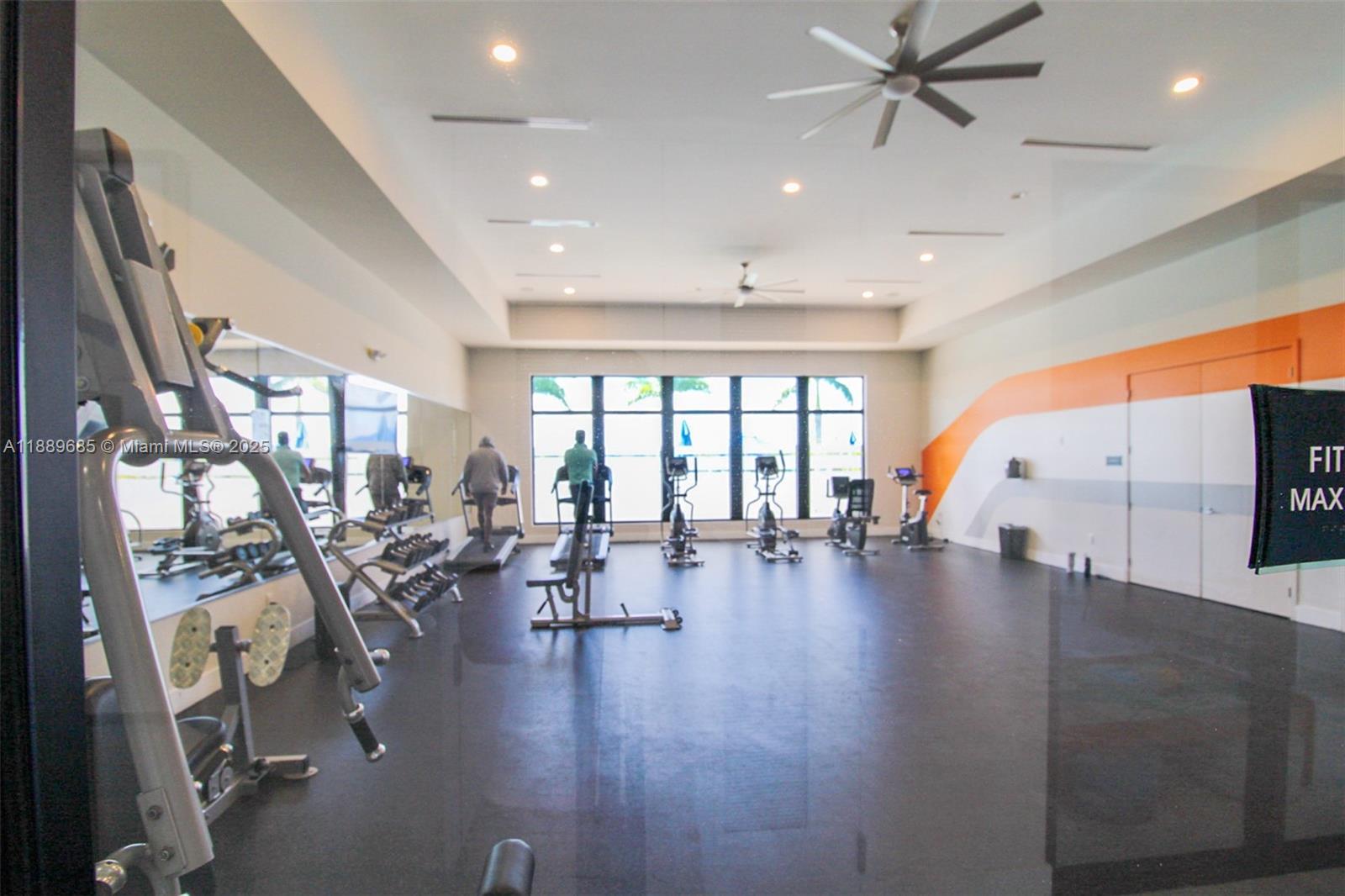 VIA VENTURA NEIGHBORHOOD - Residential Lease