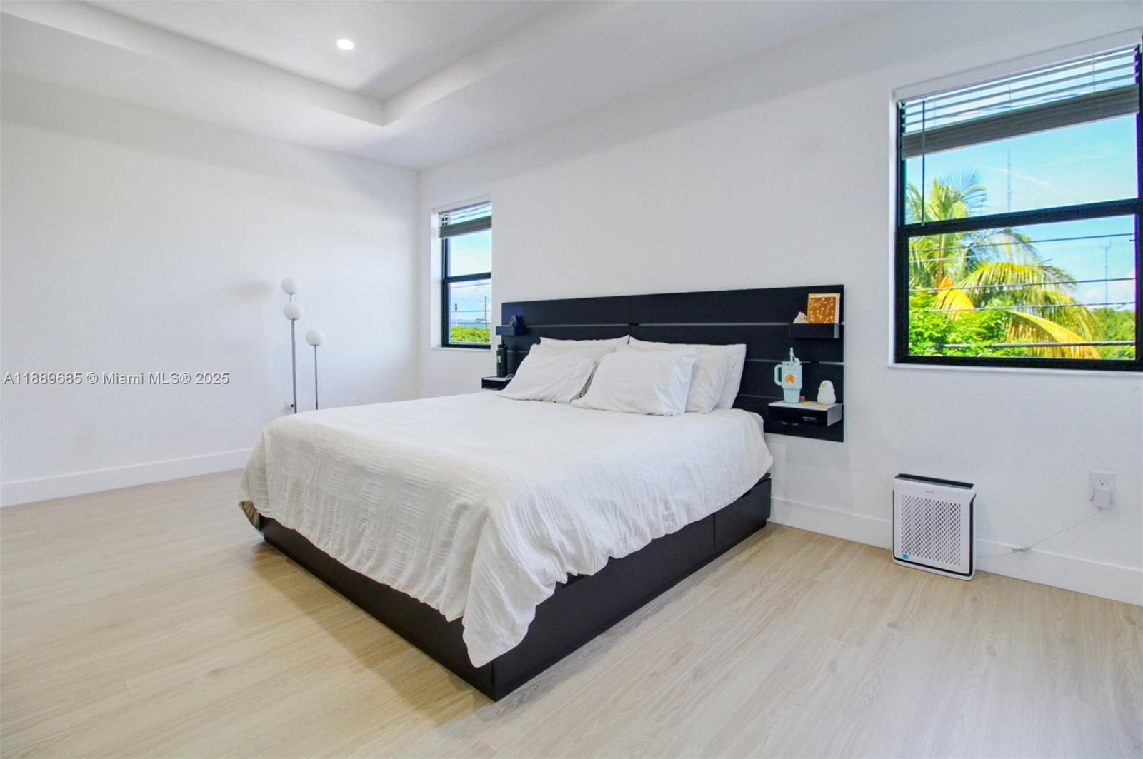 VIA VENTURA NEIGHBORHOOD - Residential Lease