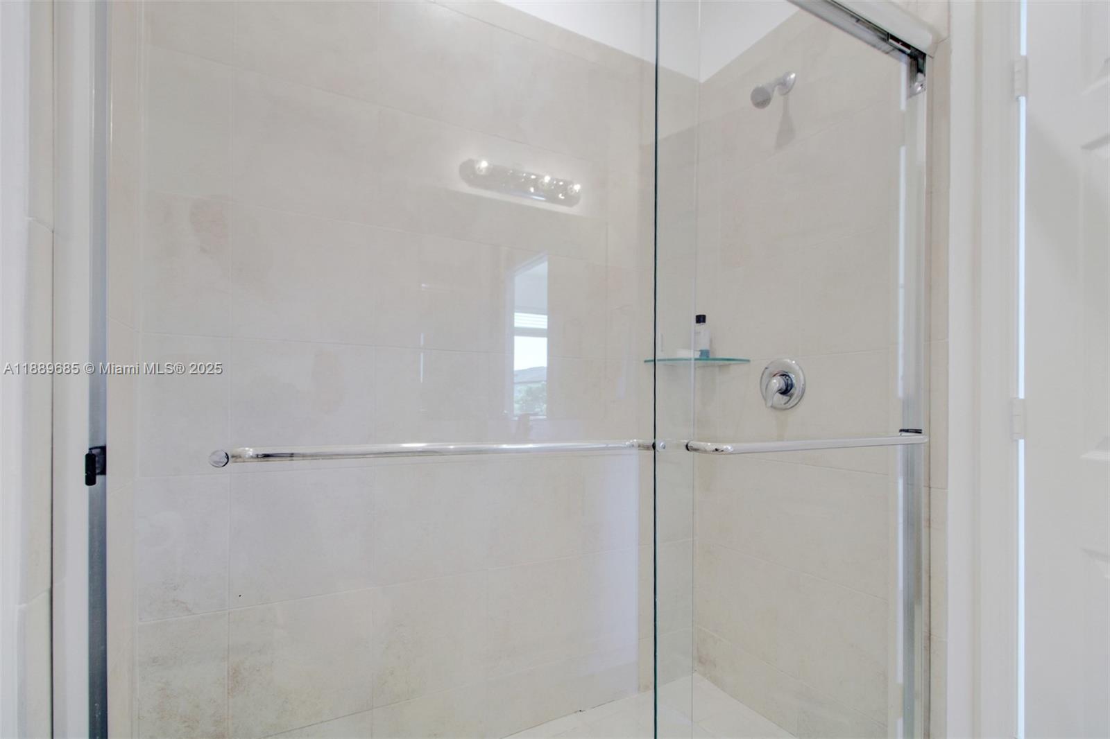 VIA VENTURA NEIGHBORHOOD - Residential Lease