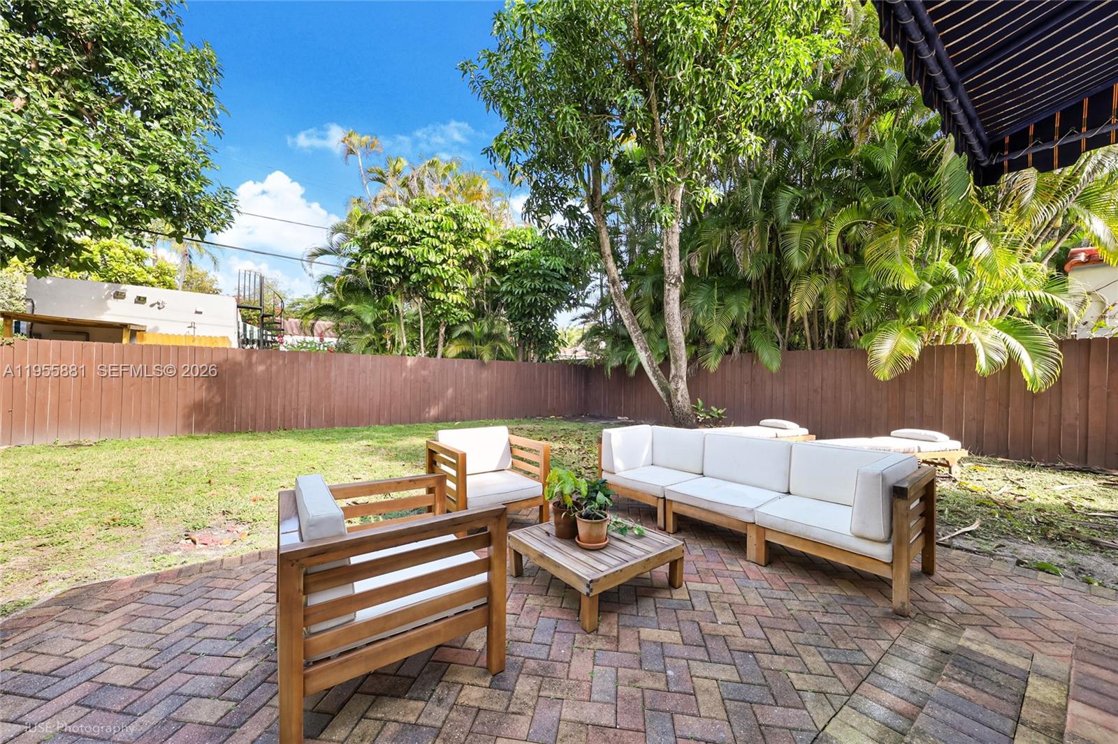 BELLE MEADE OF MIA SEC 1 - Residential