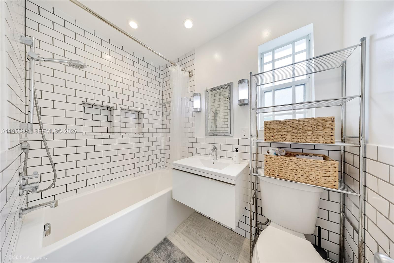 BELLE MEADE OF MIA SEC 1 - Residential