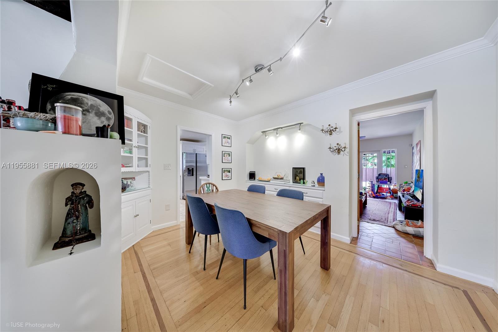 BELLE MEADE OF MIA SEC 1 - Residential