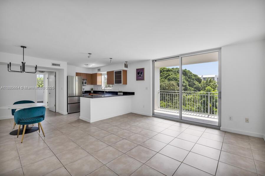 NIRVANA CONDO NO ONE COND - Residential