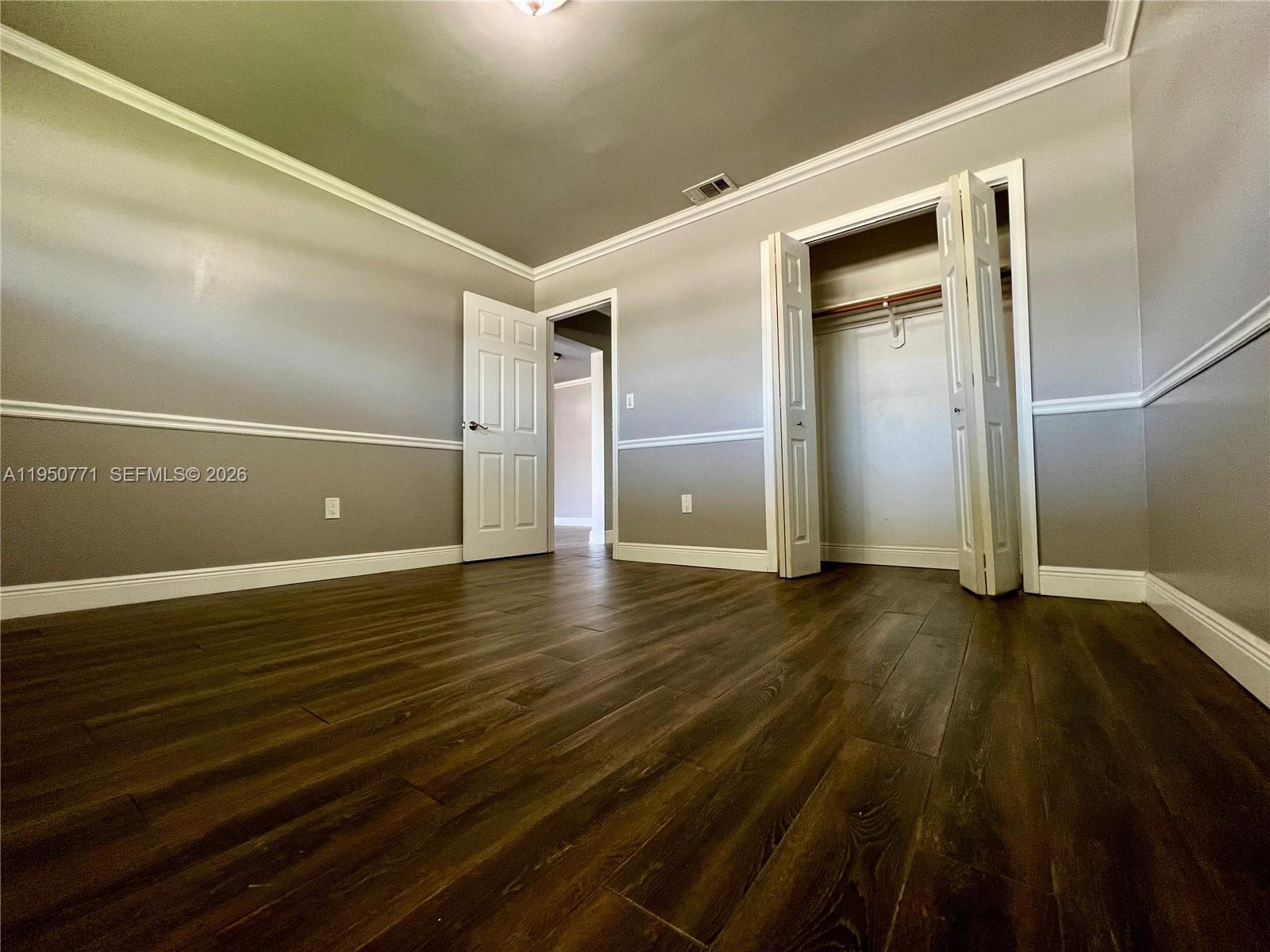 SUNRISE GOLF VILLAGE SEC - Residential