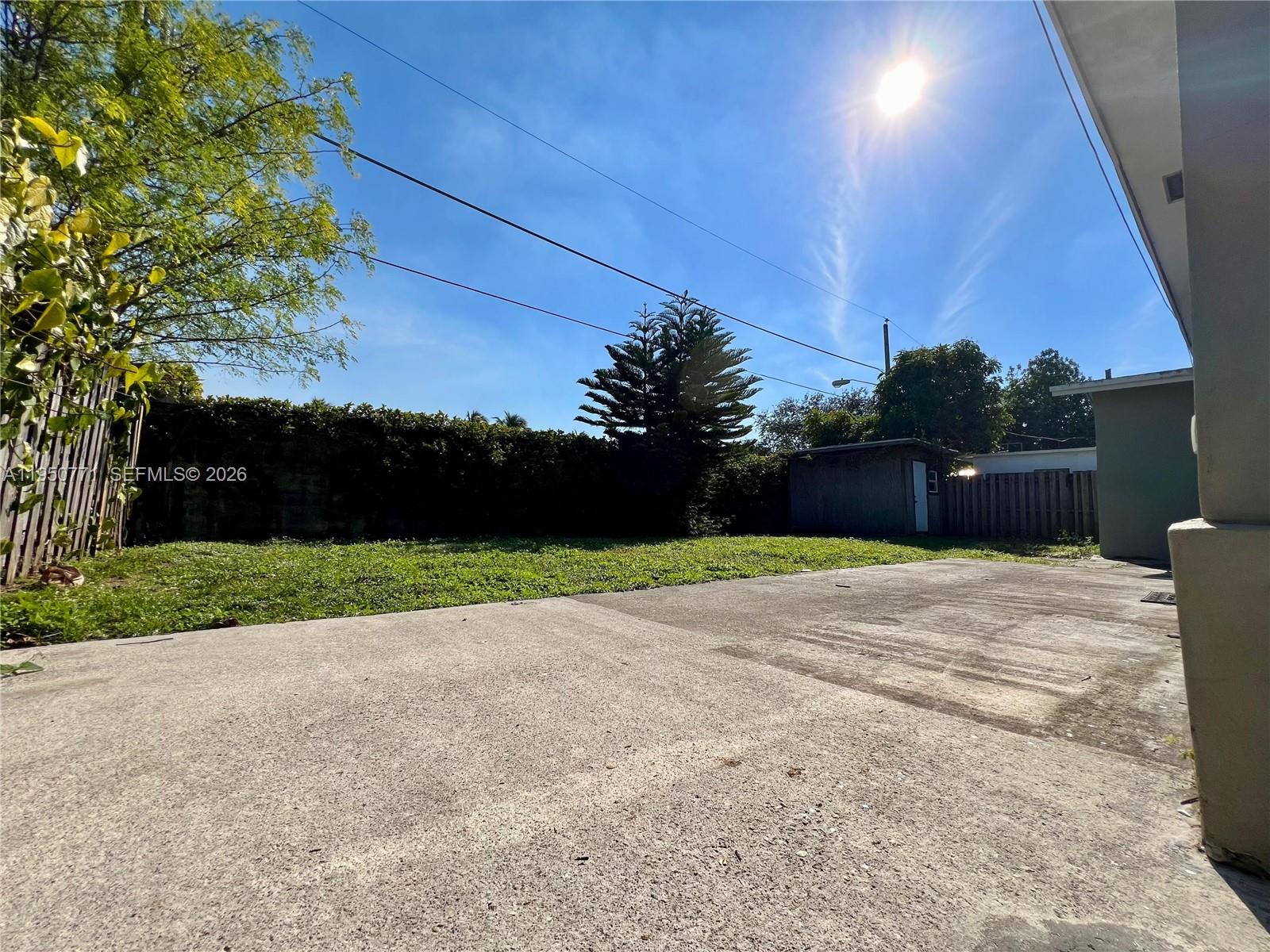 SUNRISE GOLF VILLAGE SEC - Residential