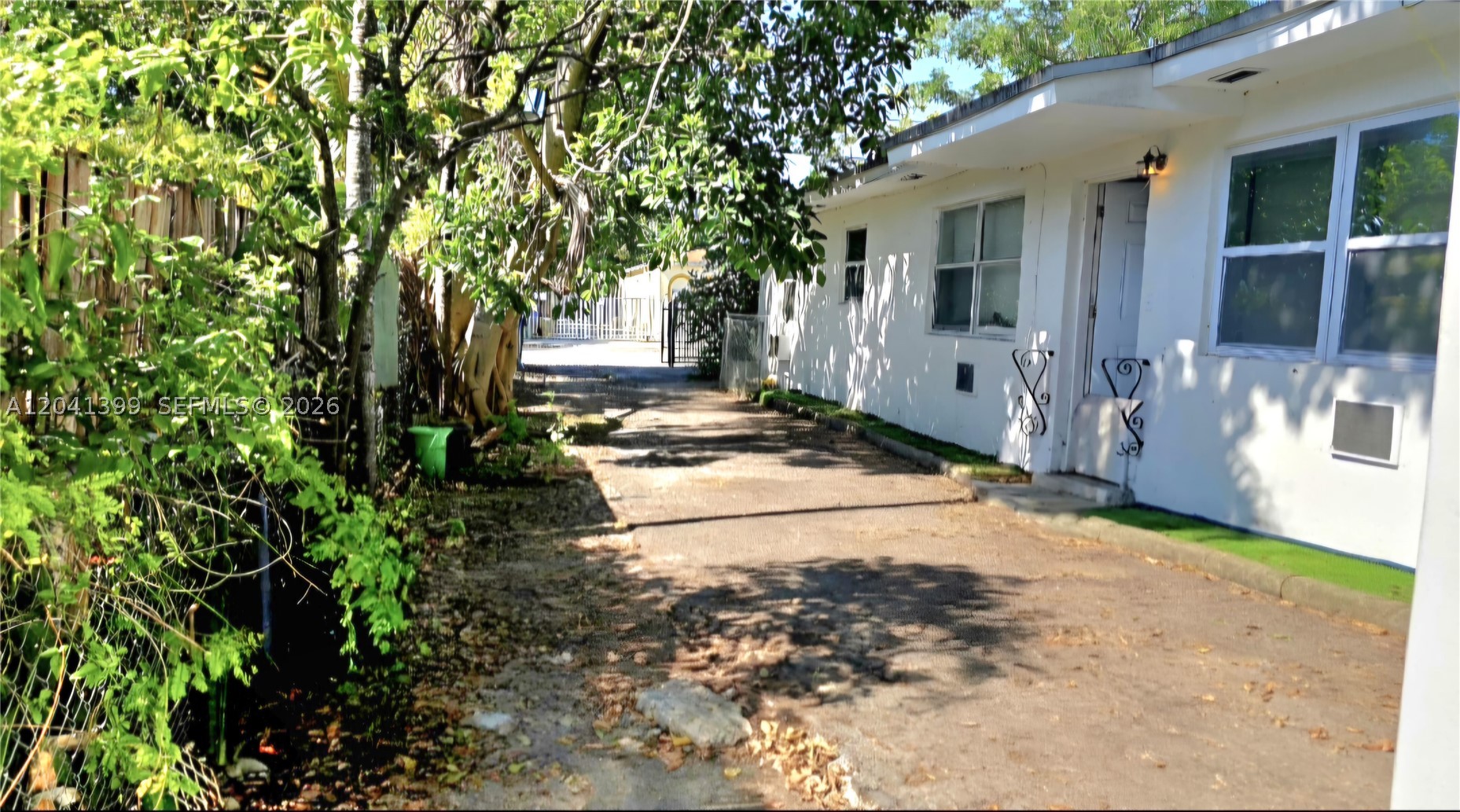 241 NW 32nd St