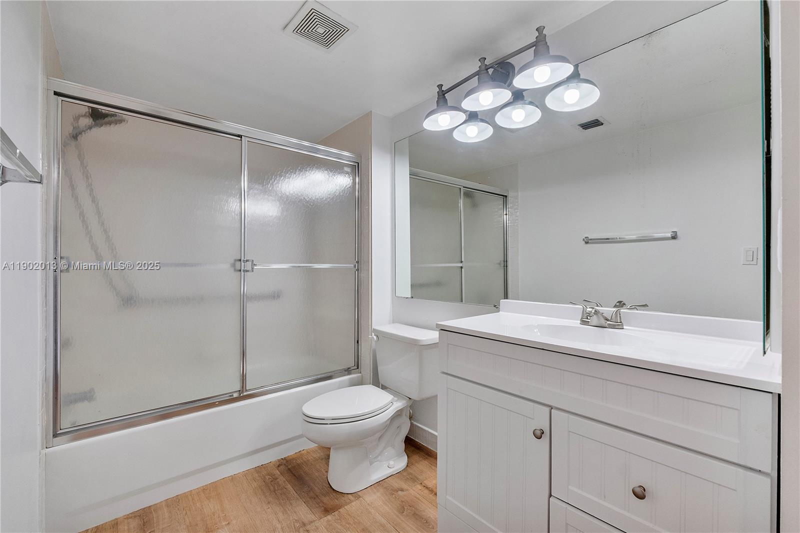 WELDON CONDOMINIUM - Residential Lease