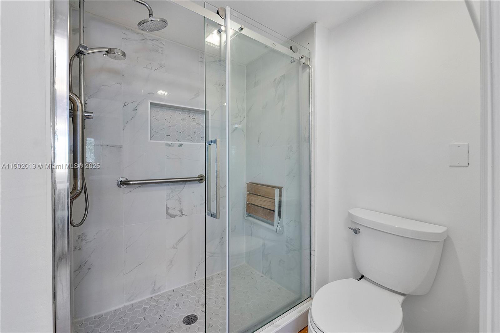 WELDON CONDOMINIUM - Residential Lease