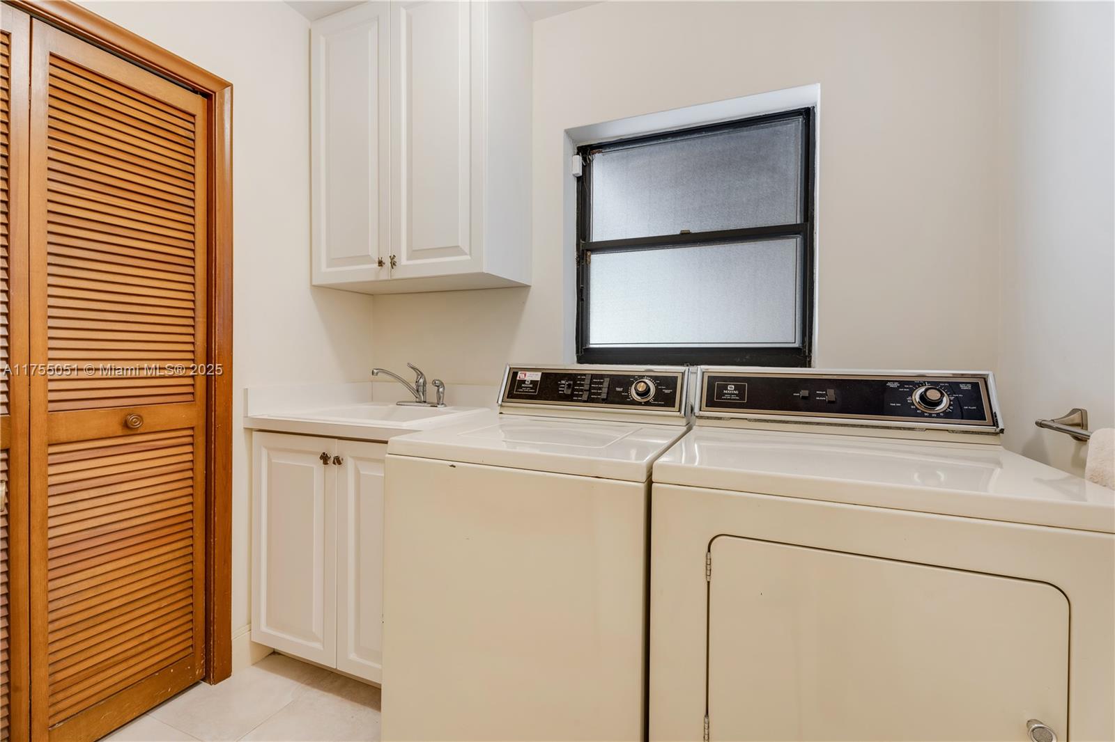 PINE BAY ESTATES SEC NO 2 - Residential