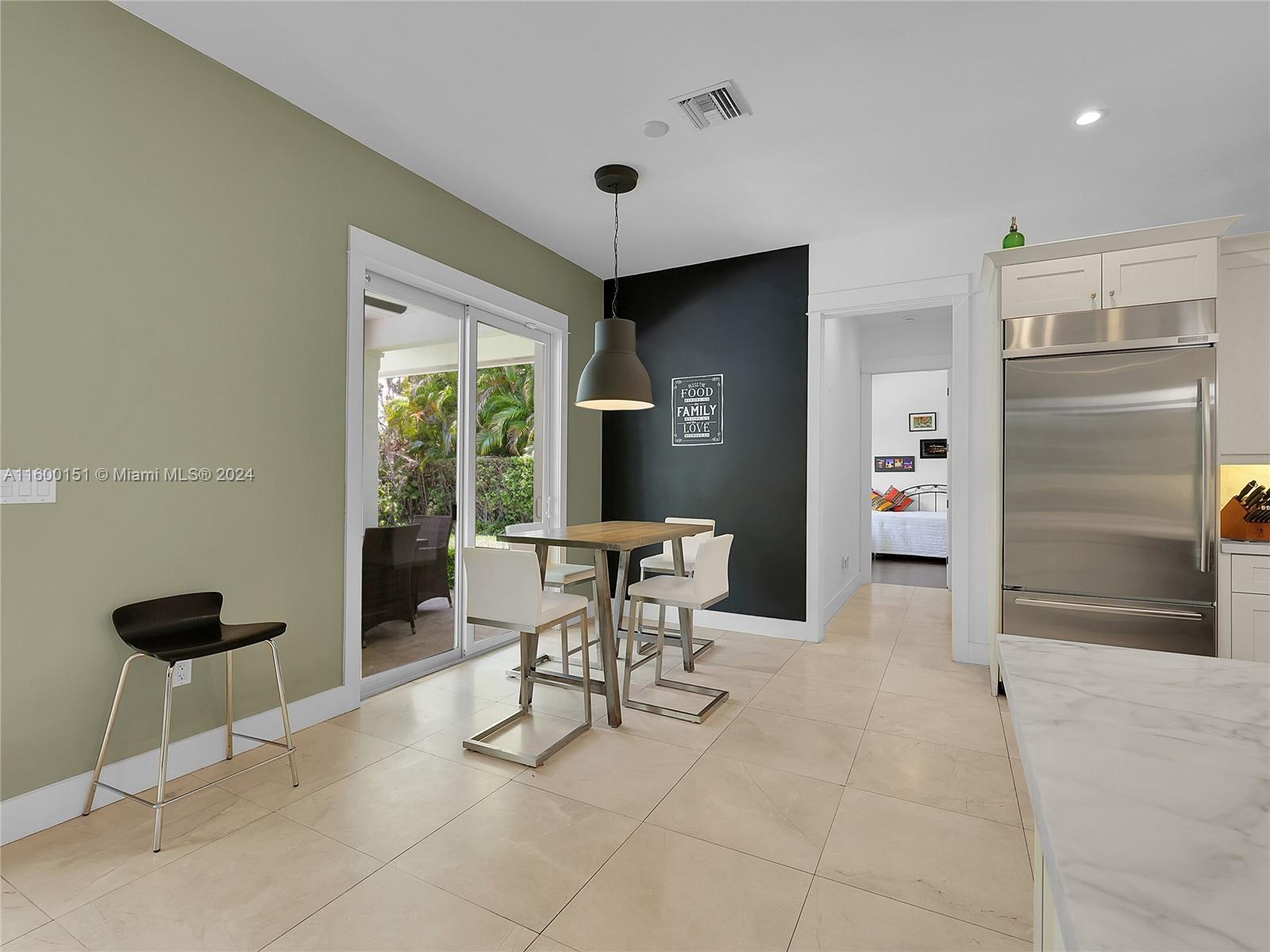BEVERLY GARDENS - Residential