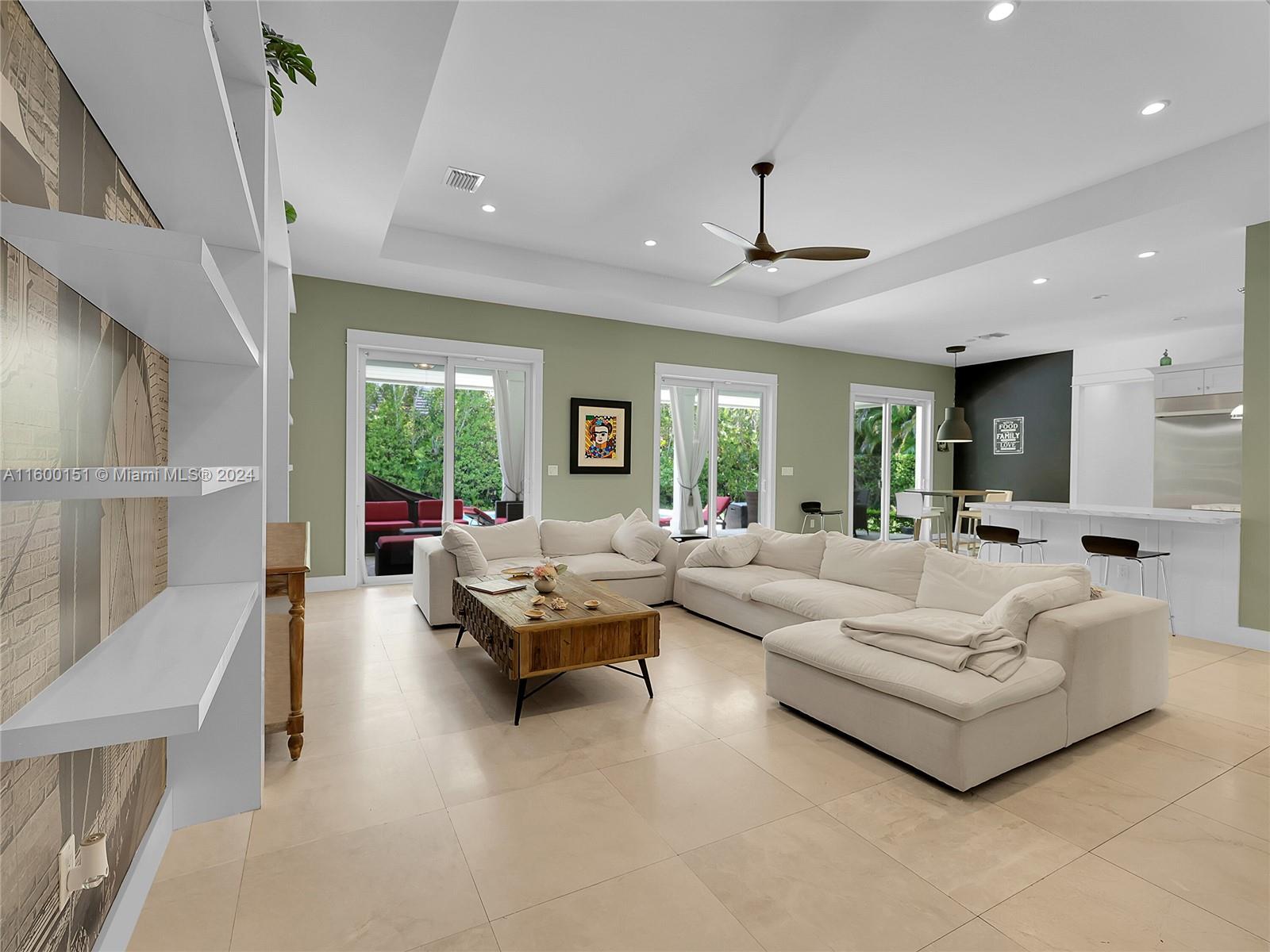 BEVERLY GARDENS - Residential