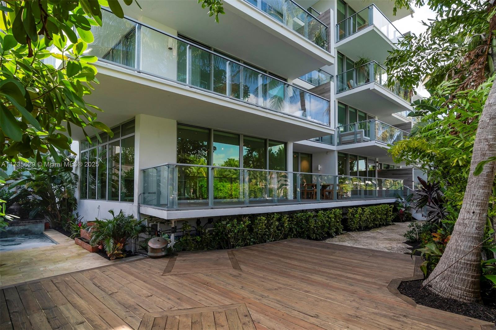 PALAU SUNSET HARBOR - Residential