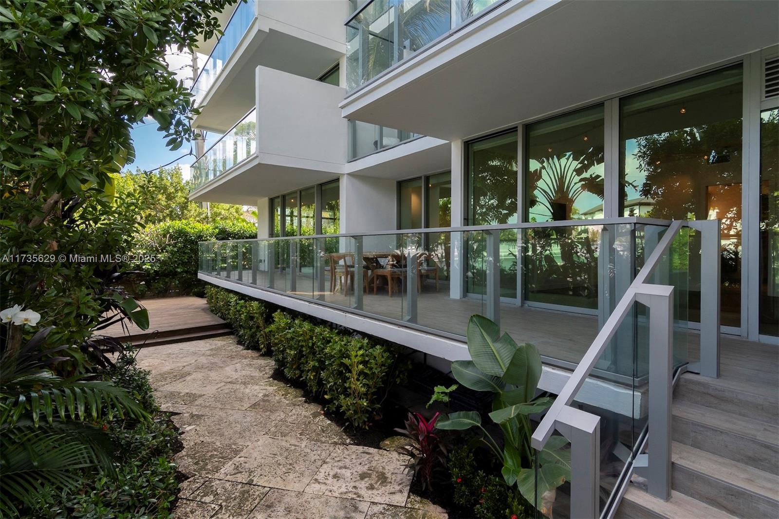 PALAU SUNSET HARBOR - Residential