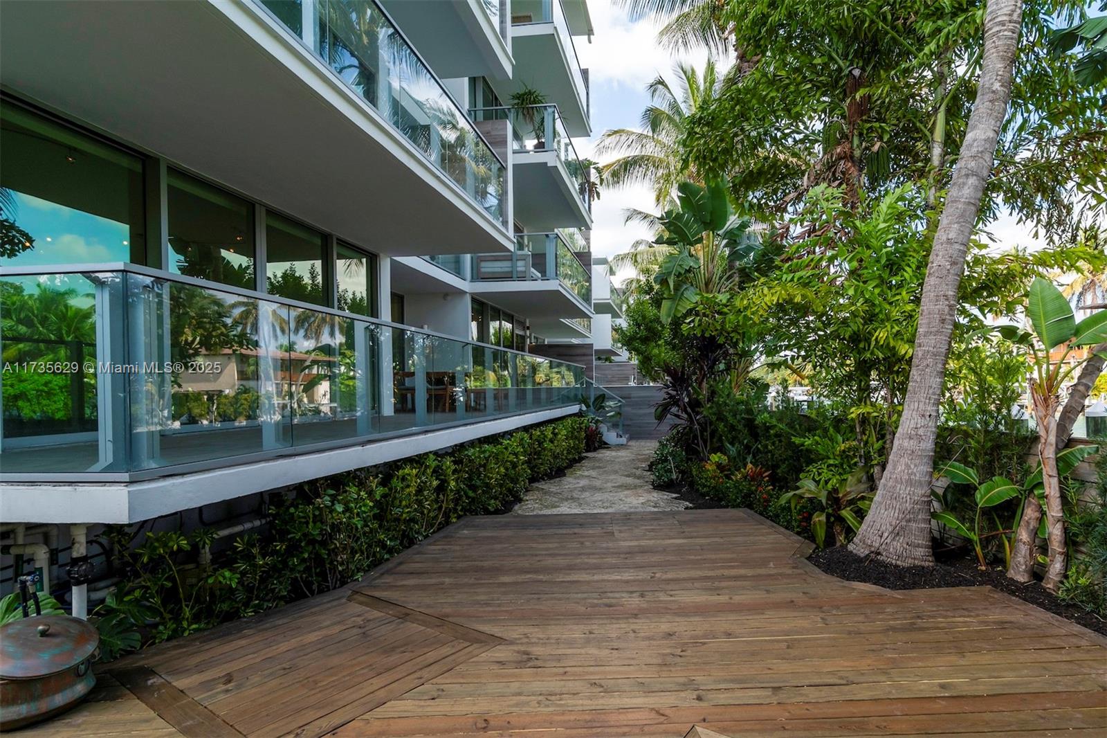 PALAU SUNSET HARBOR - Residential