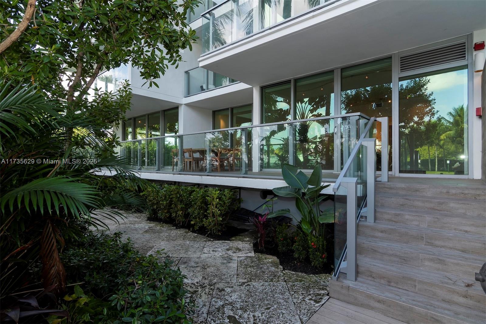 PALAU SUNSET HARBOR - Residential