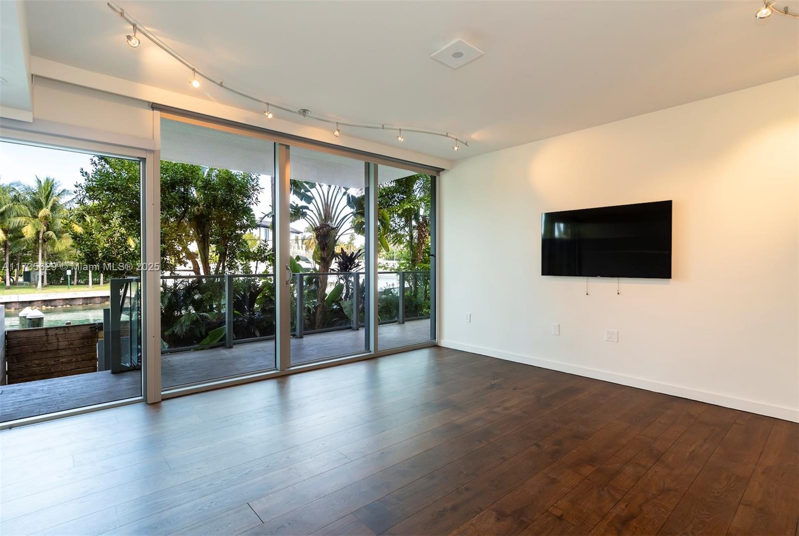 PALAU SUNSET HARBOR - Residential