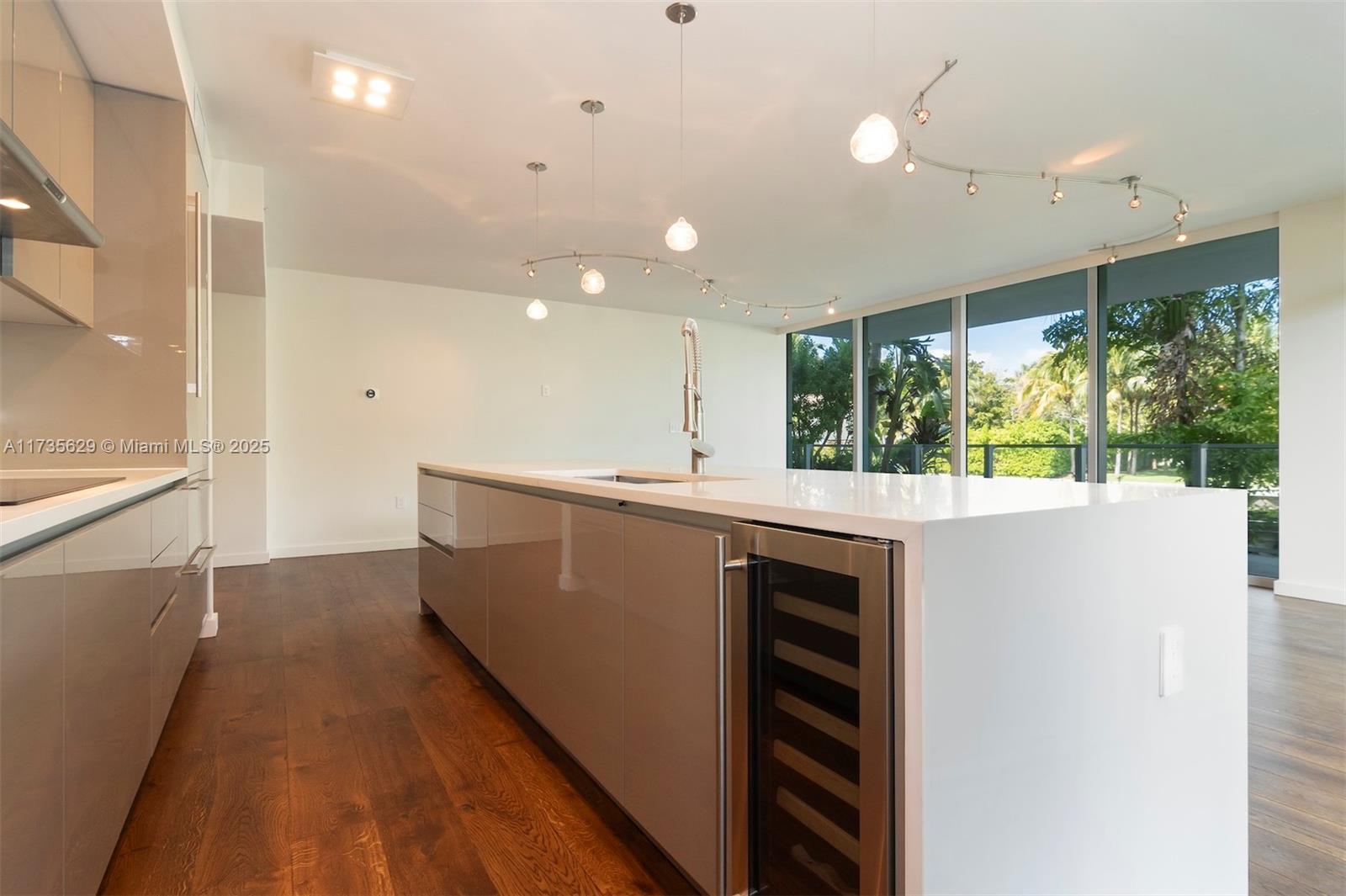 PALAU SUNSET HARBOR - Residential