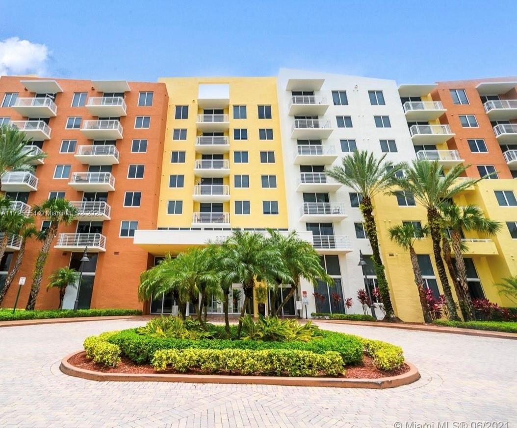 Property for Sale at 2775 Ne 187th St 521, Aventura, Miami-Dade County, Florida - Bedrooms: 1 
Bathrooms: 1  - $357,000