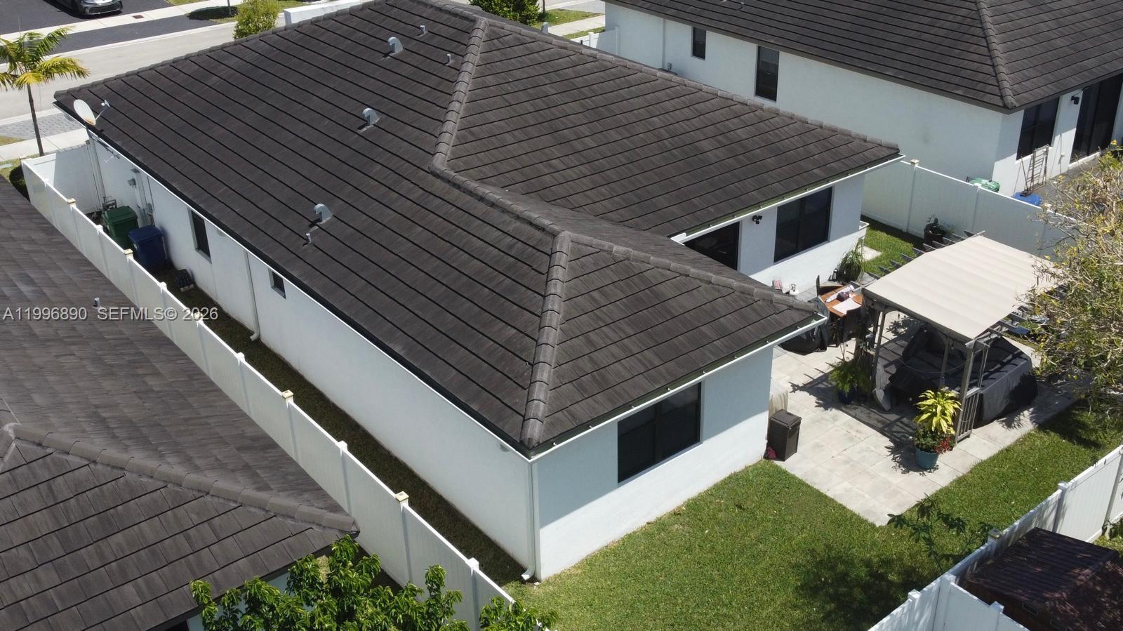 MC RESIDENTIAL - Residential