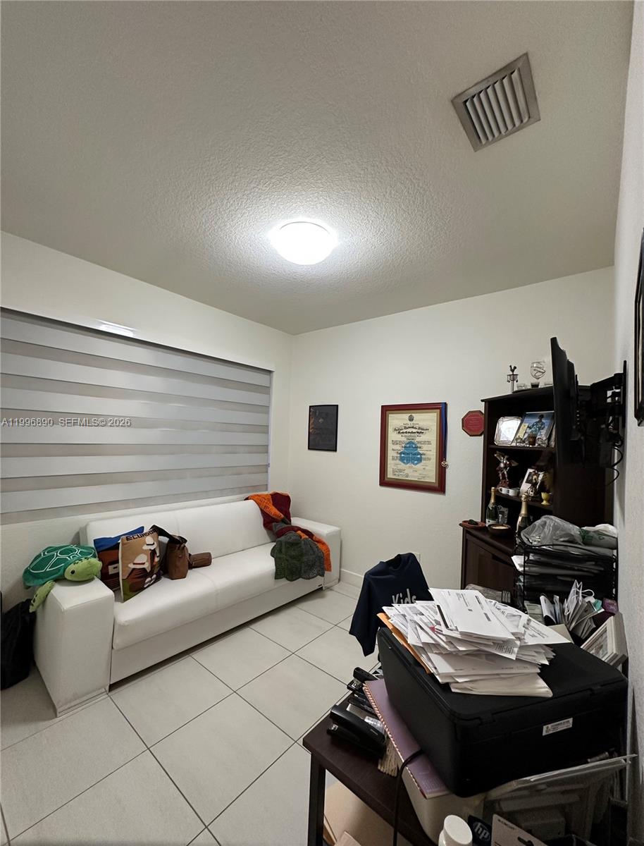MC RESIDENTIAL - Residential