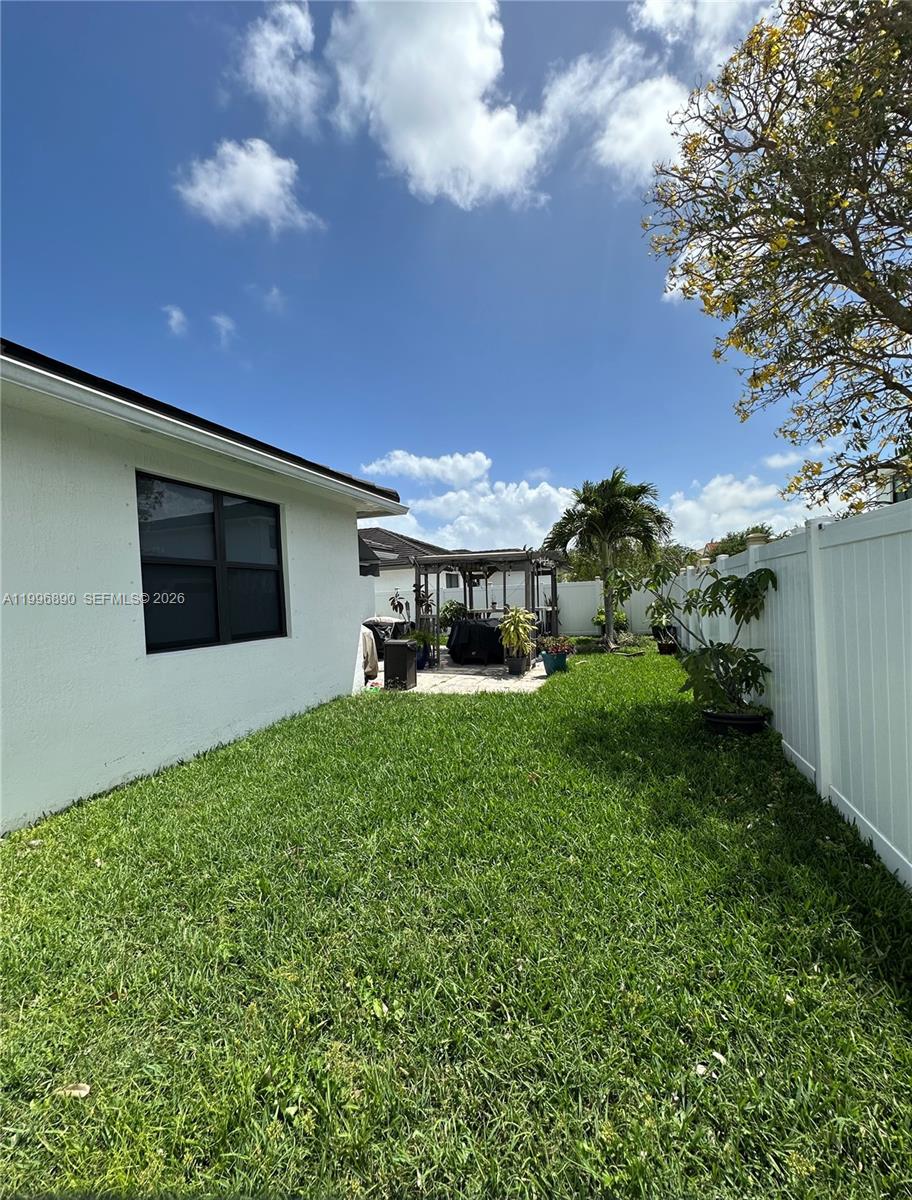 MC RESIDENTIAL - Residential
