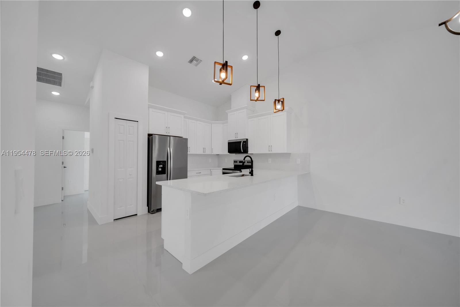 LEHIGH ACRES - Residential Income