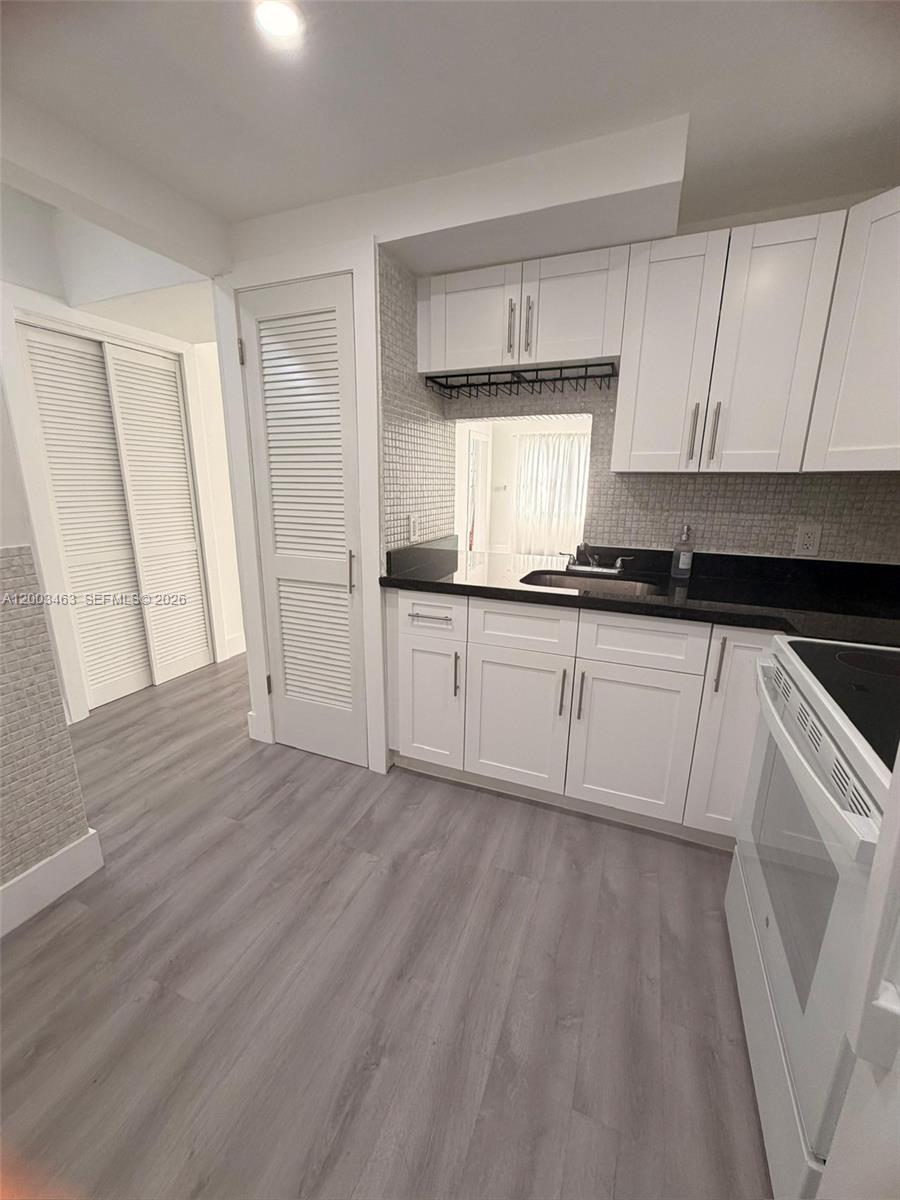 20111 NE 27th Ct K109