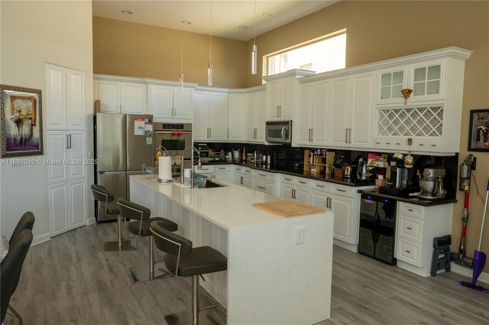 9350 W Via Classico W