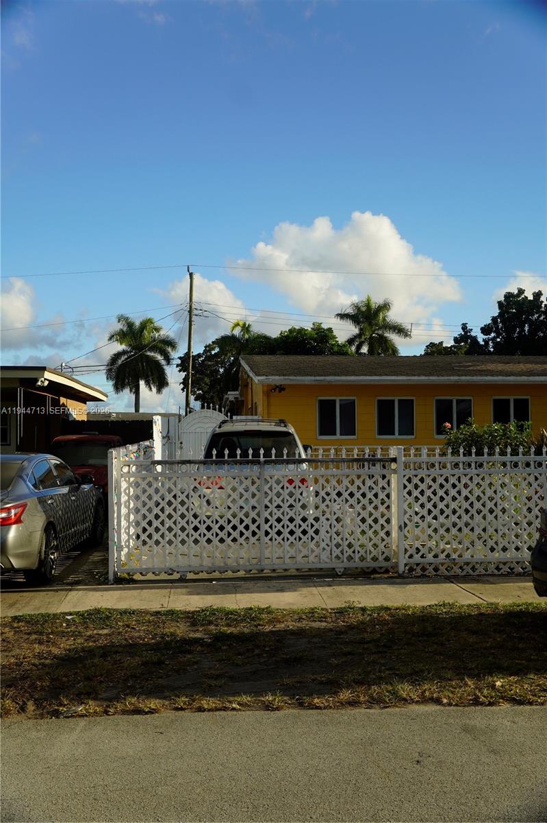 CAROL CITY 1 ST ADDN - Residential Lease