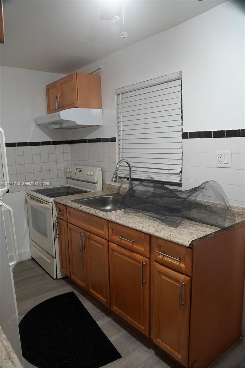 CAROL CITY 1 ST ADDN - Residential Lease