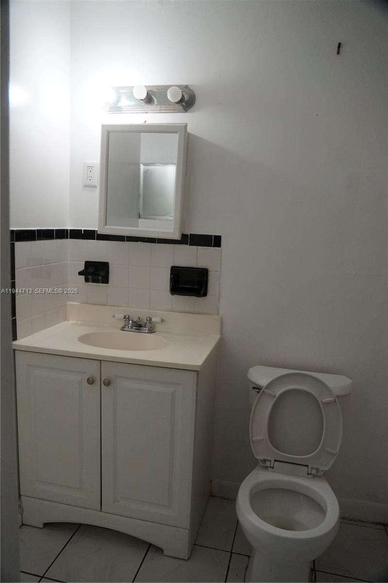 CAROL CITY 1 ST ADDN - Residential Lease