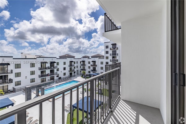 2001 LUDLAM RD APT 250, MIAMI, FL 33155 - Image 9054e6817dceb1c86d886c349cdd4bc9/3797404092